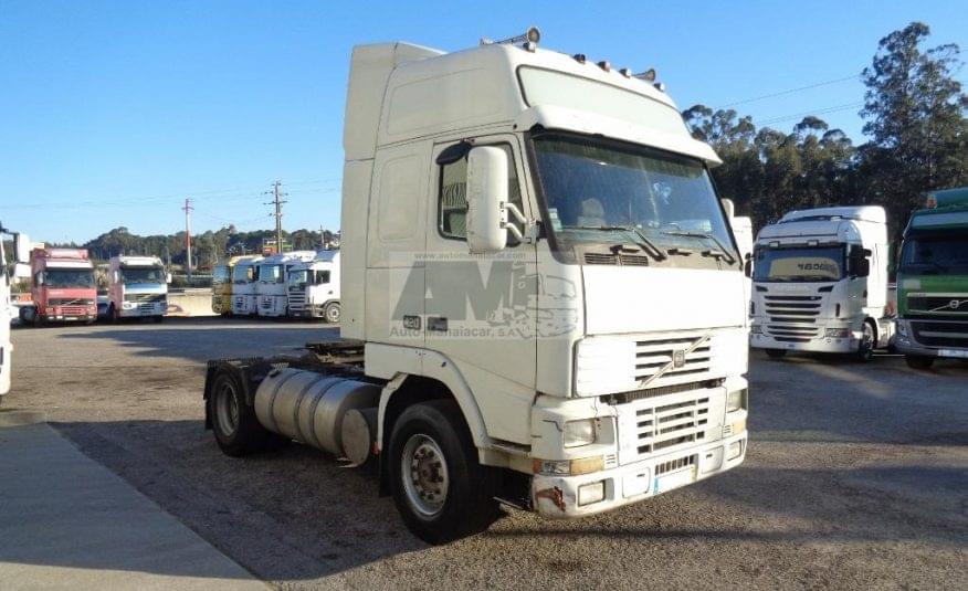 TRATOR VOLVO FH12 420 GLOBETROTTER 04/1998