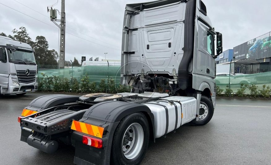 TRATOR MERCEDES ACTROS 1845 EURO6 STREAM SPACE 4X2 RETARDER 2017