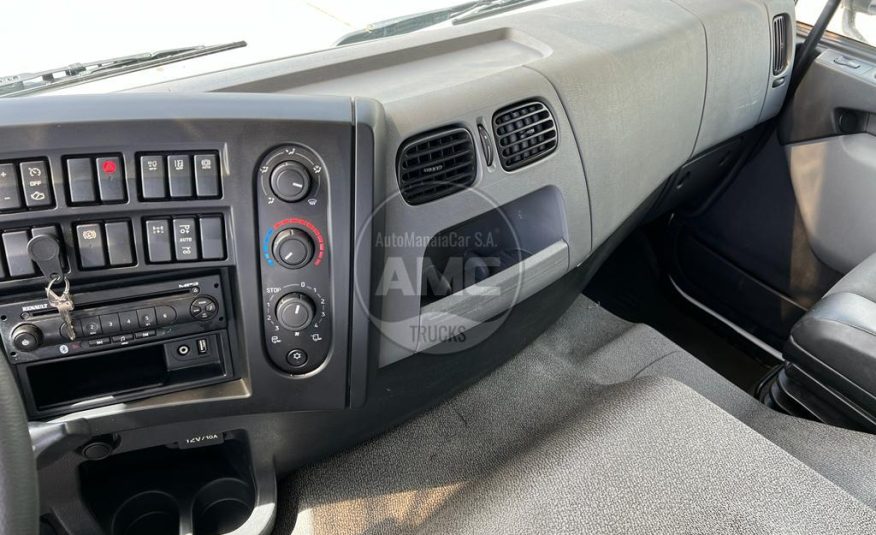 RENAULT D26 380 EURO6 6×2 FRIGORIFICO