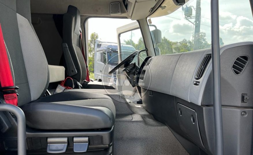 RENAULT D26 380 EURO6 6×2 FRIGORIFICO