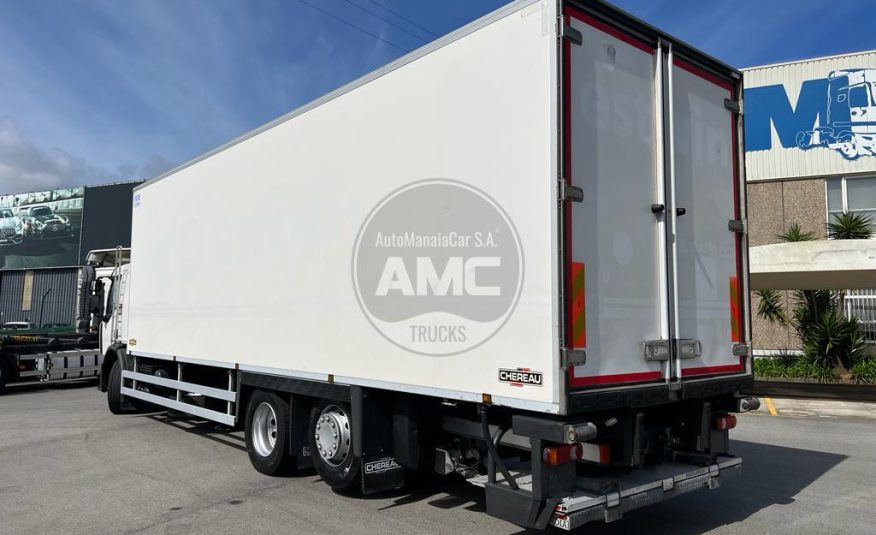 RENAULT D26 380 EURO6 6×2 FRIGORIFICO