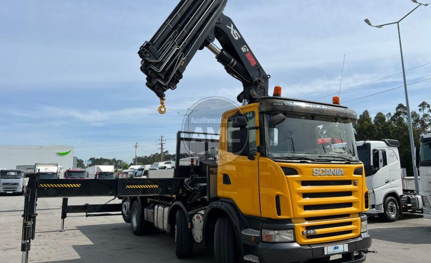 SCANIA G420 EURO5 8X2 RETARDER COM GRUA HIAB XS 700 E-8 HIPRO
