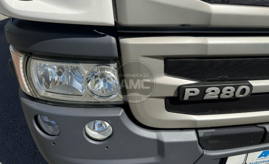 SCANIA P280 E6 4X2 19T CORTINAS E TETO DESLIZANTE