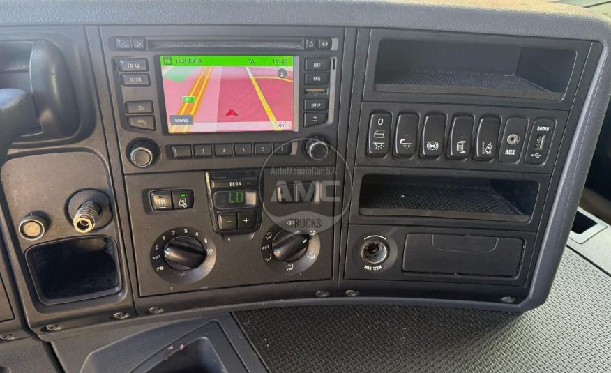 SCANIA P280 E6 4X2 19T CORTINAS E TETO DESLIZANTE