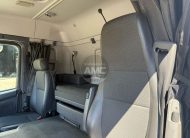 SCANIA P280 E6 4X2 19T CORTINAS E TETO DESLIZANTE