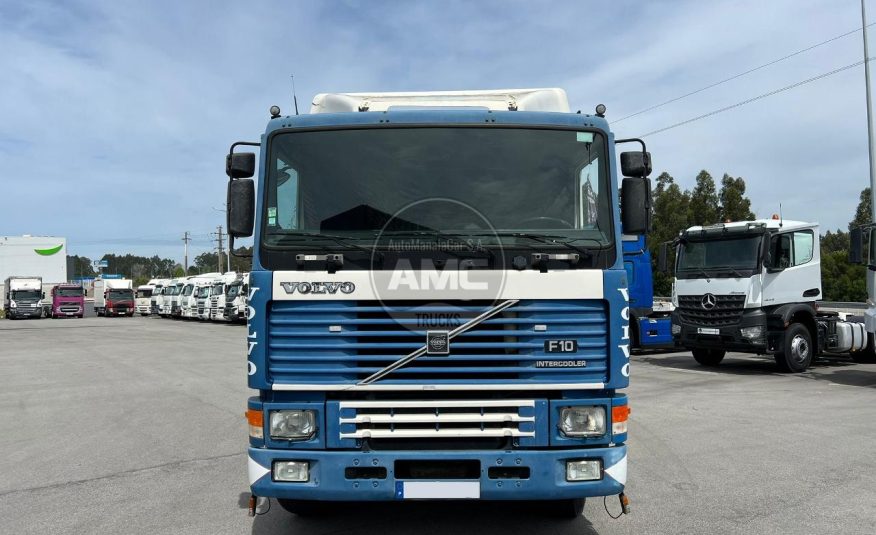 VOLVO F10 320 INTERCOLER 4X2