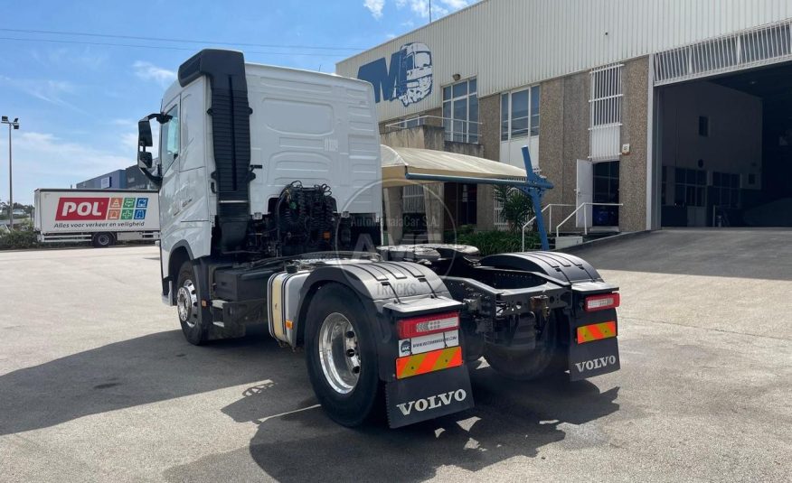 VOLVO FH13 460 EURO6 4X2 CABINE BAIXA KIT HIDRÁULICO 2017