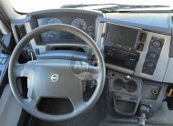 VOLVO FL 290 EURO5 4X2 CAIXA FECHADA COM PLATAFORMA RETRÁTIL